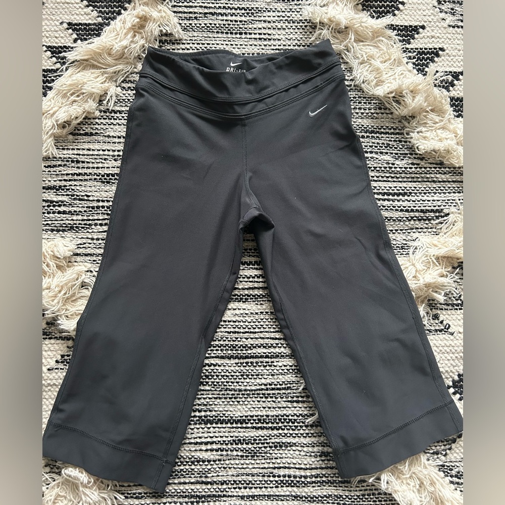 Gently used Nike Crop Pants